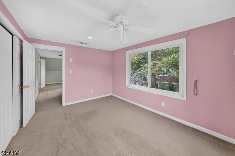 6 Concord Dr