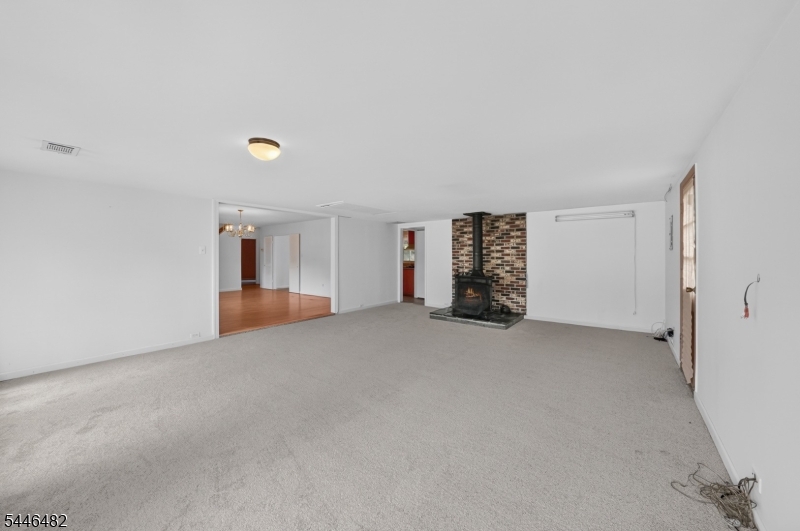 6 Concord Dr