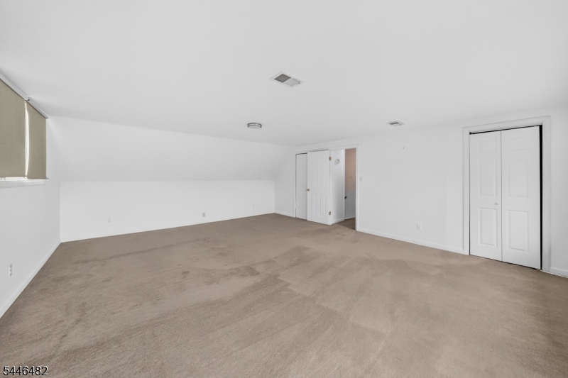 6 Concord Dr