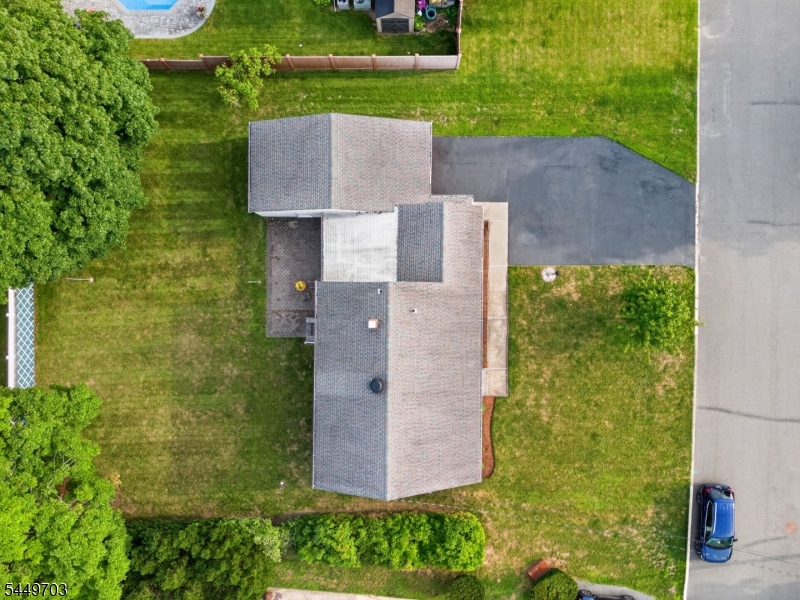10 Frances Rd