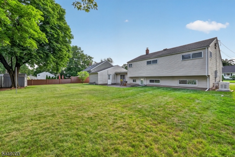 10 Frances Rd