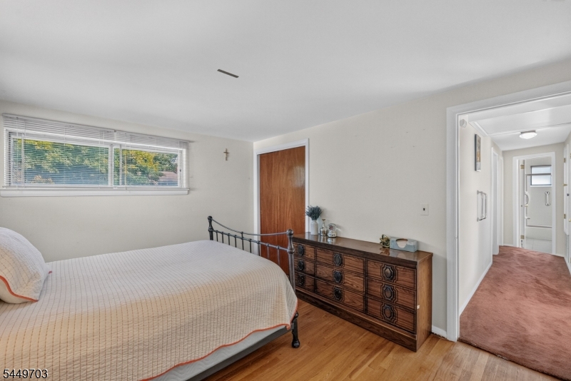 10 Frances Rd