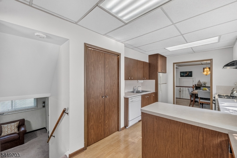 10 Frances Rd