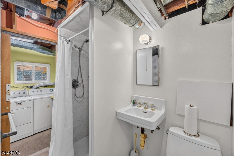 10 Frances Rd