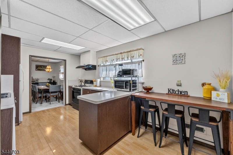 10 Frances Rd