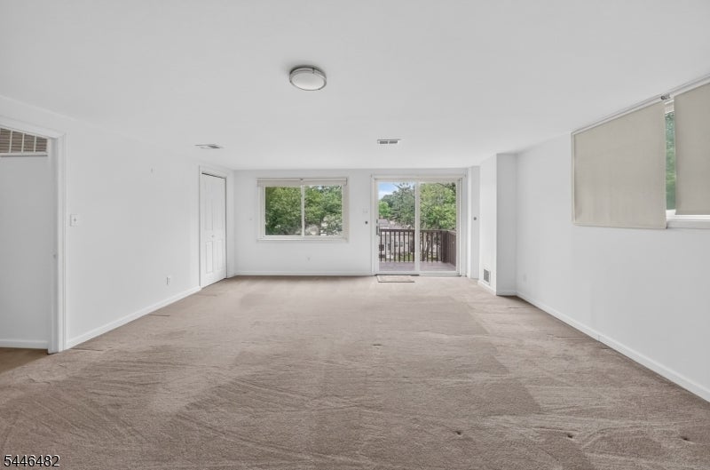 6 Concord Dr