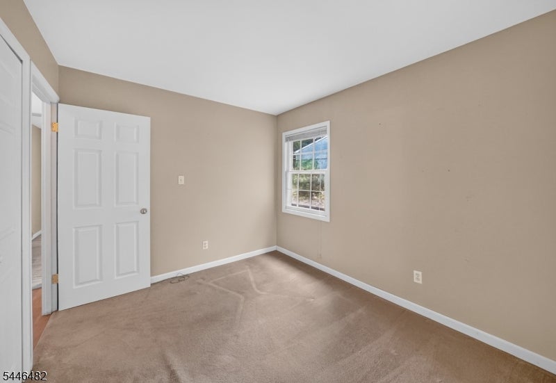 6 Concord Dr