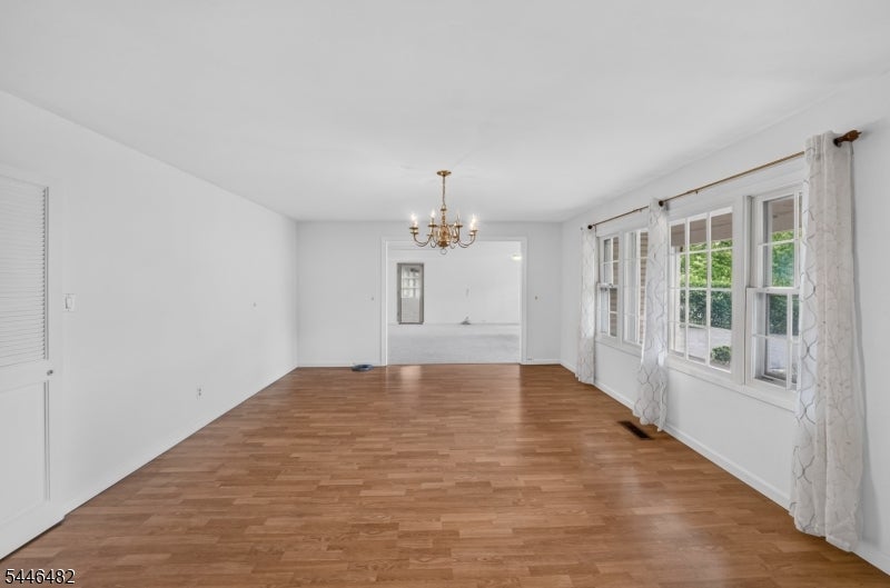 6 Concord Dr
