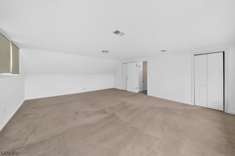 6 Concord Dr