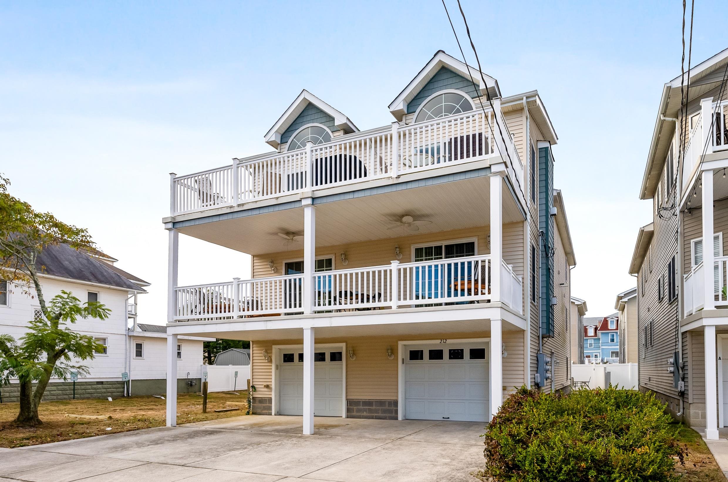 212 E Baker Avenue Unit: A