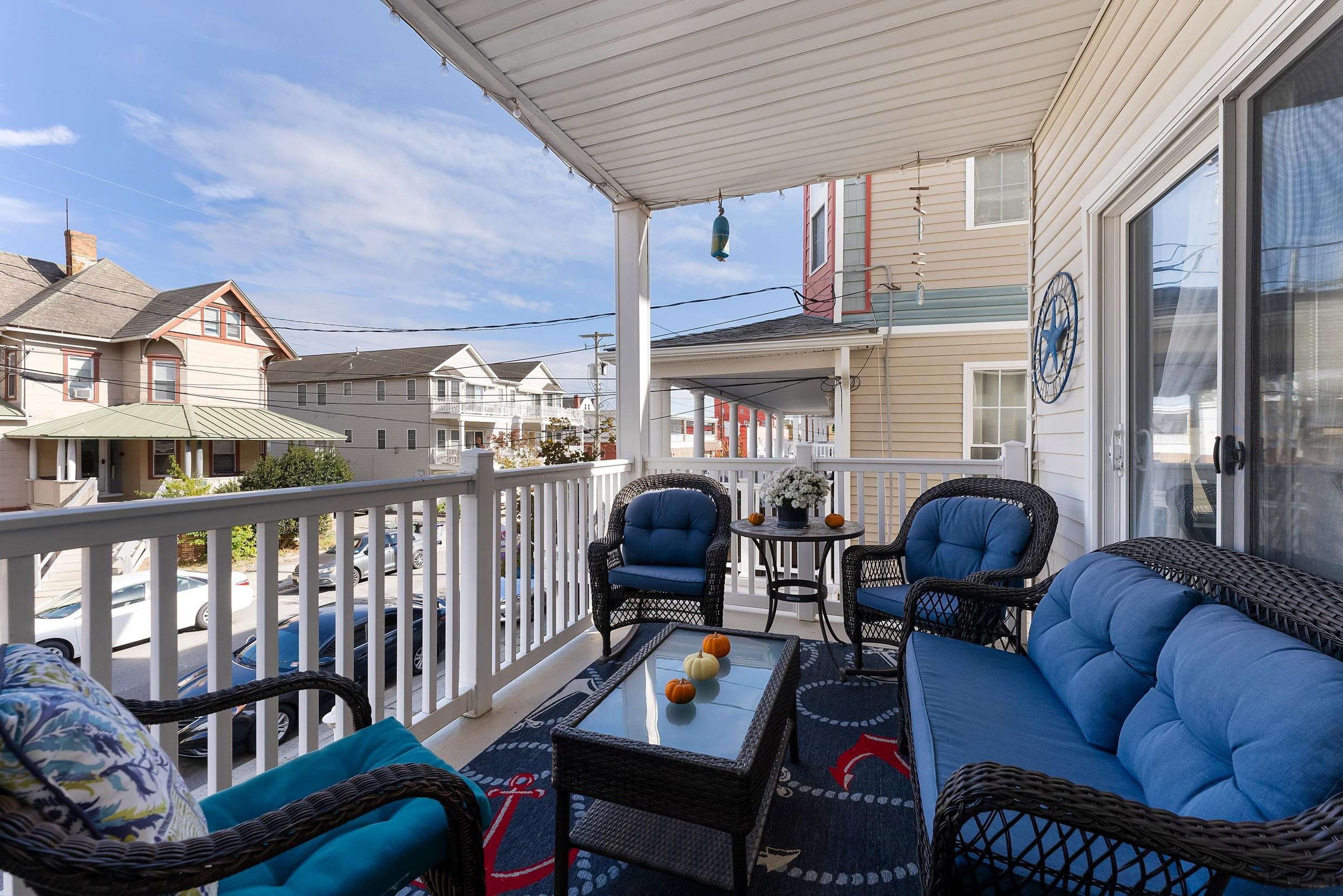 120 E Maple Avenue Unit: 1A