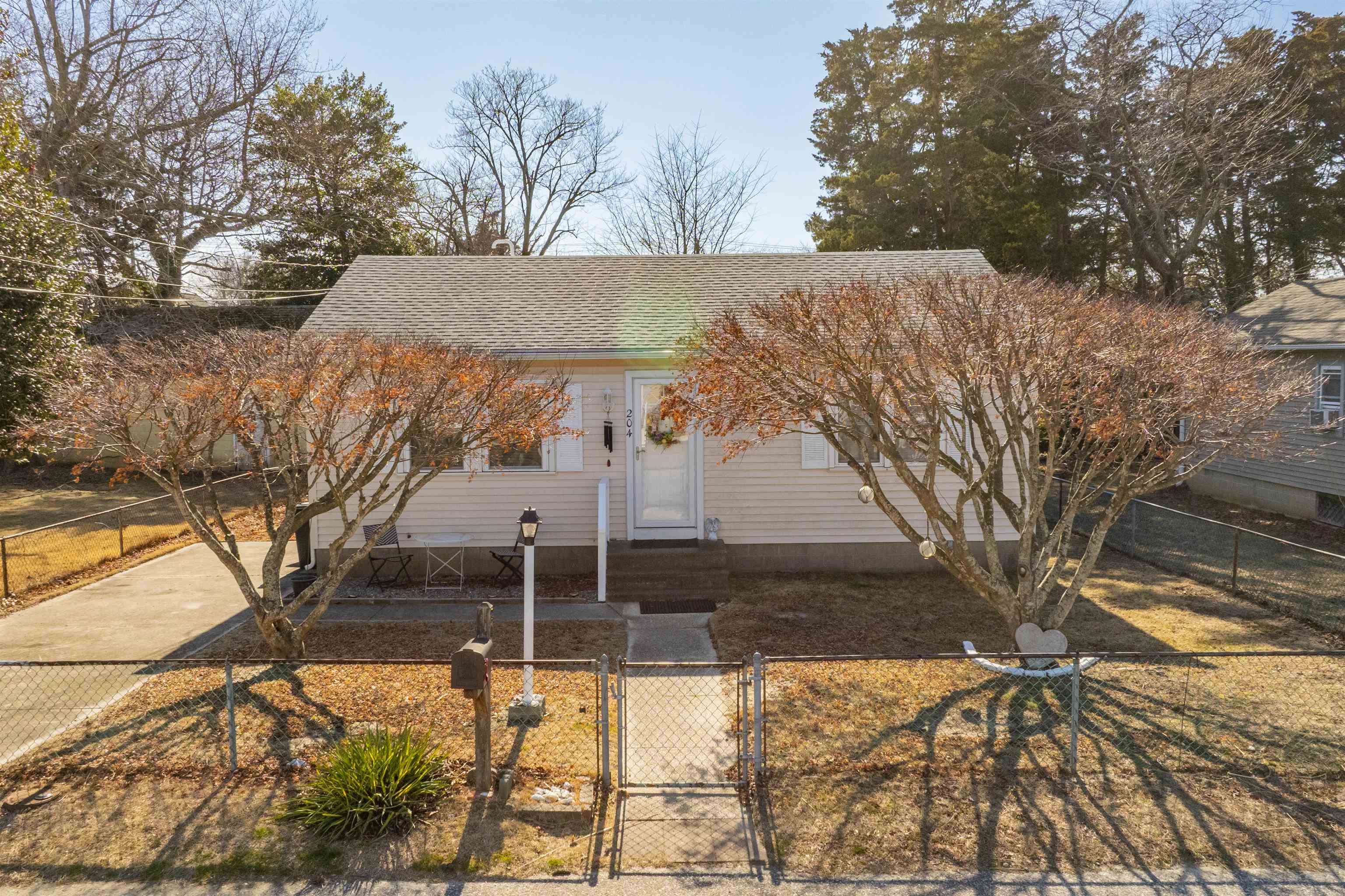 204 Arbor Road