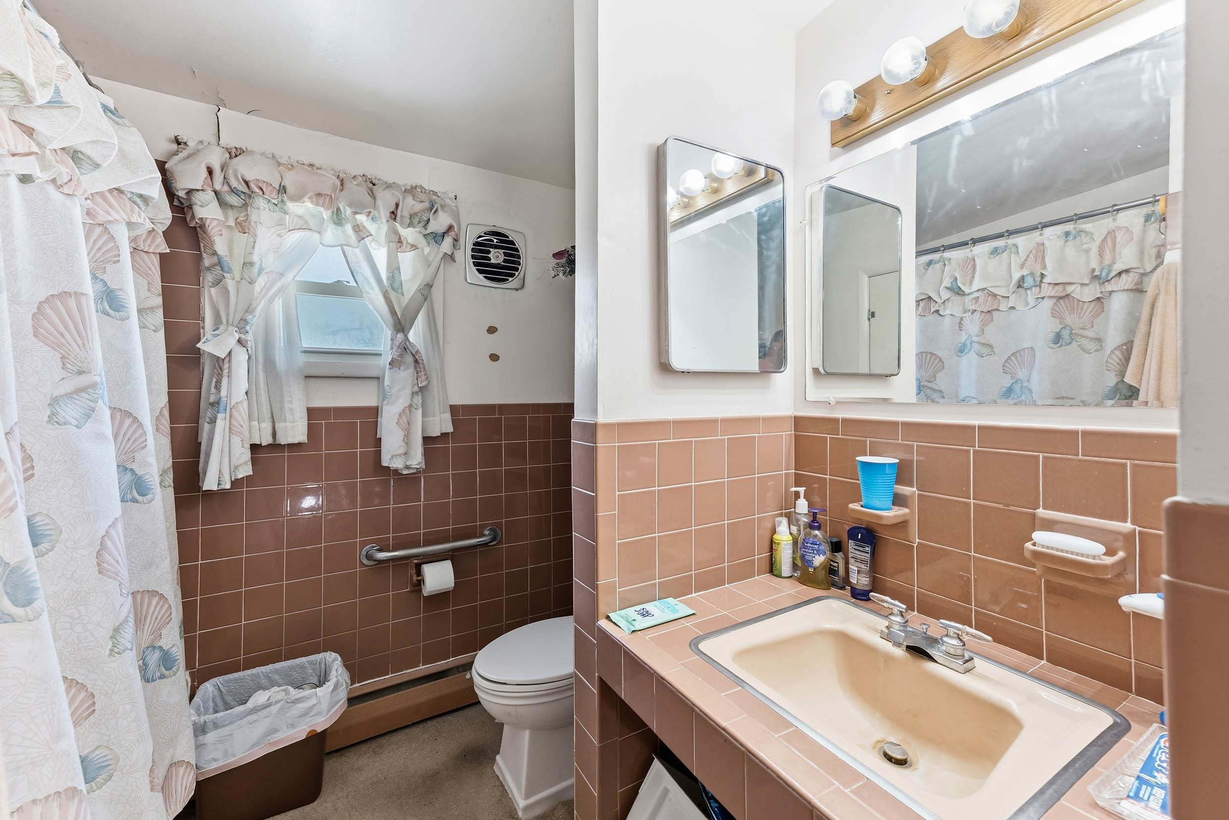 315 E 11th Avenue