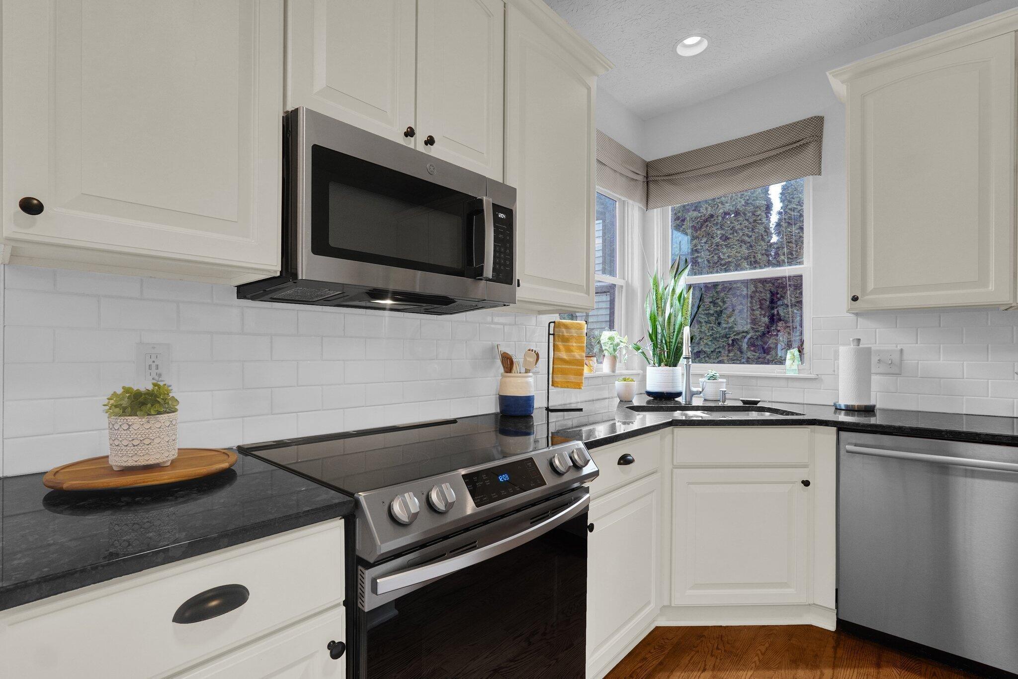 9226 Prestwick Green Drive