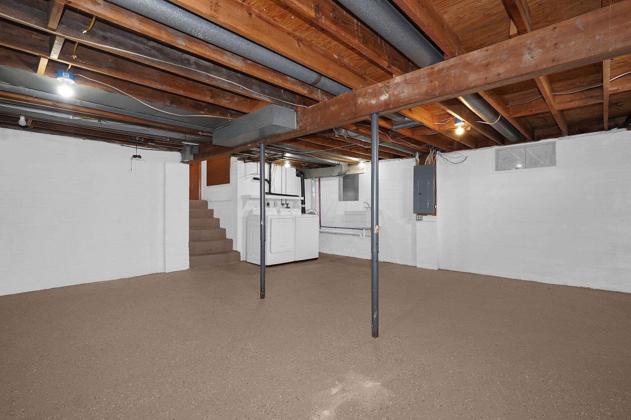 1621 Carrigallen Lane