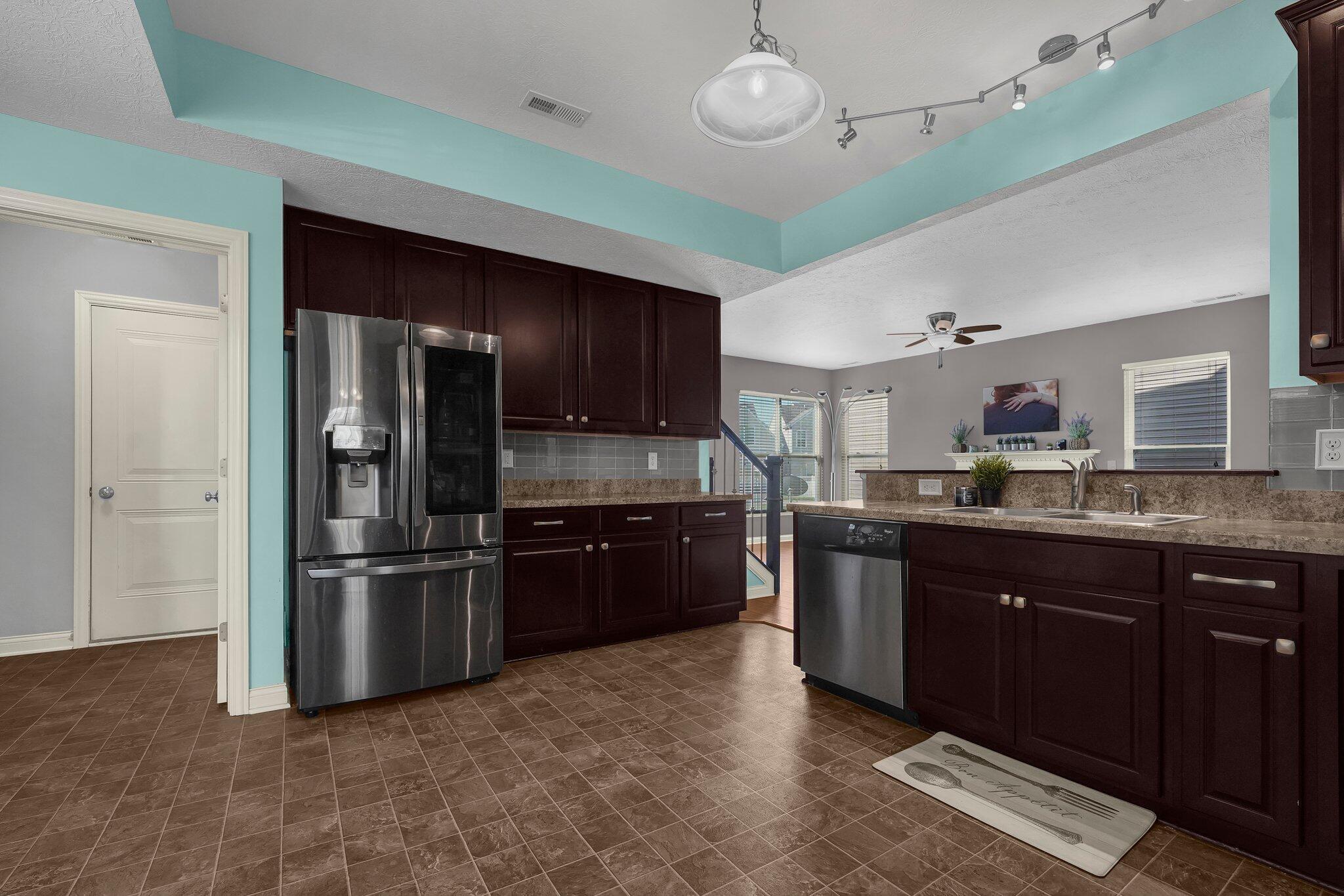 7877 Waggoner Trace Drive