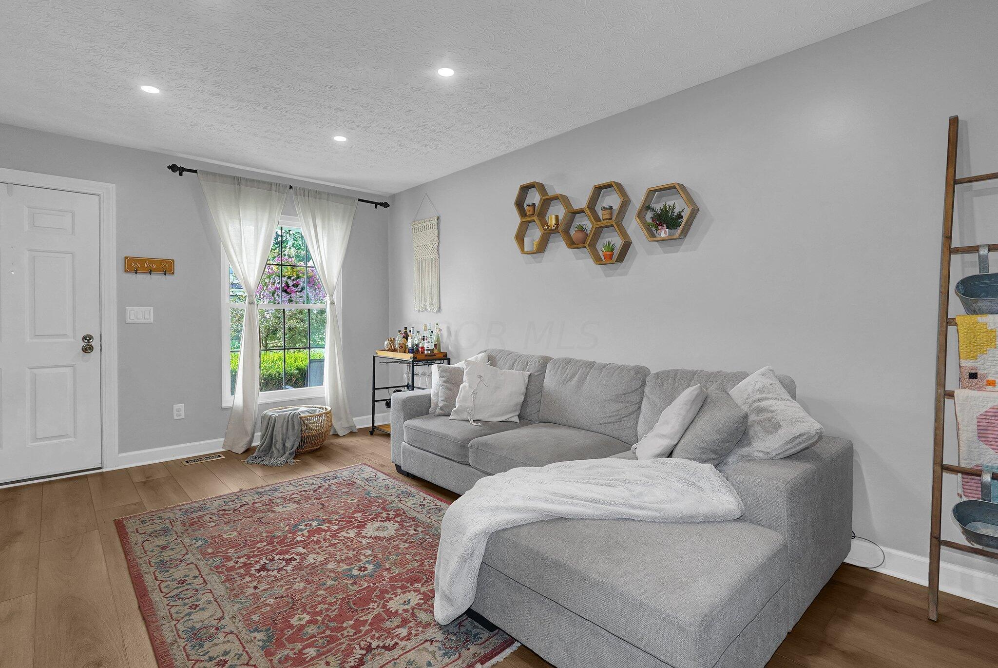 900 Philadelphia Drive, 22C