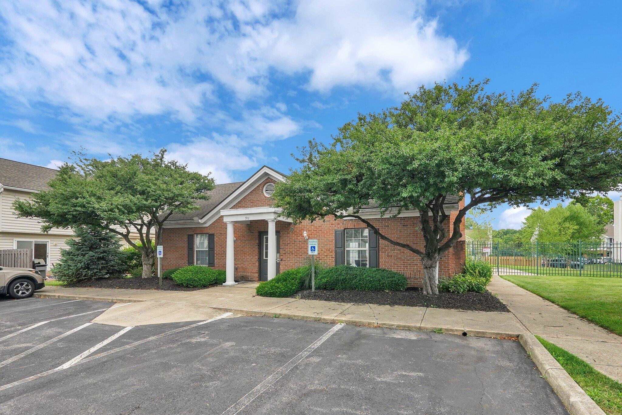 900 Philadelphia Drive, 22C