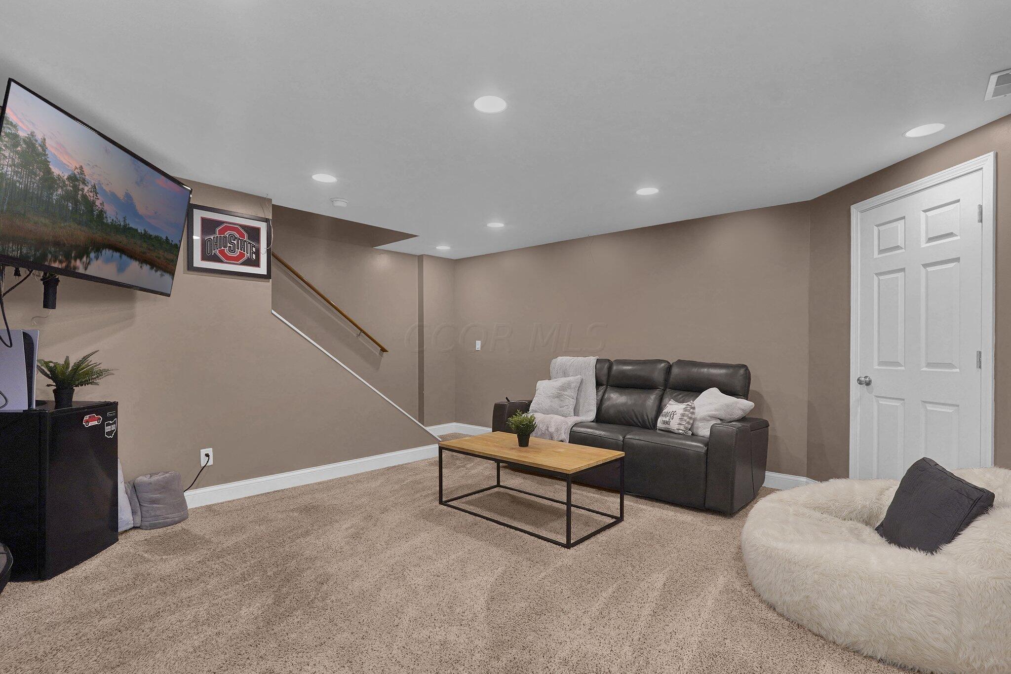 11801 Bridgewater Drive