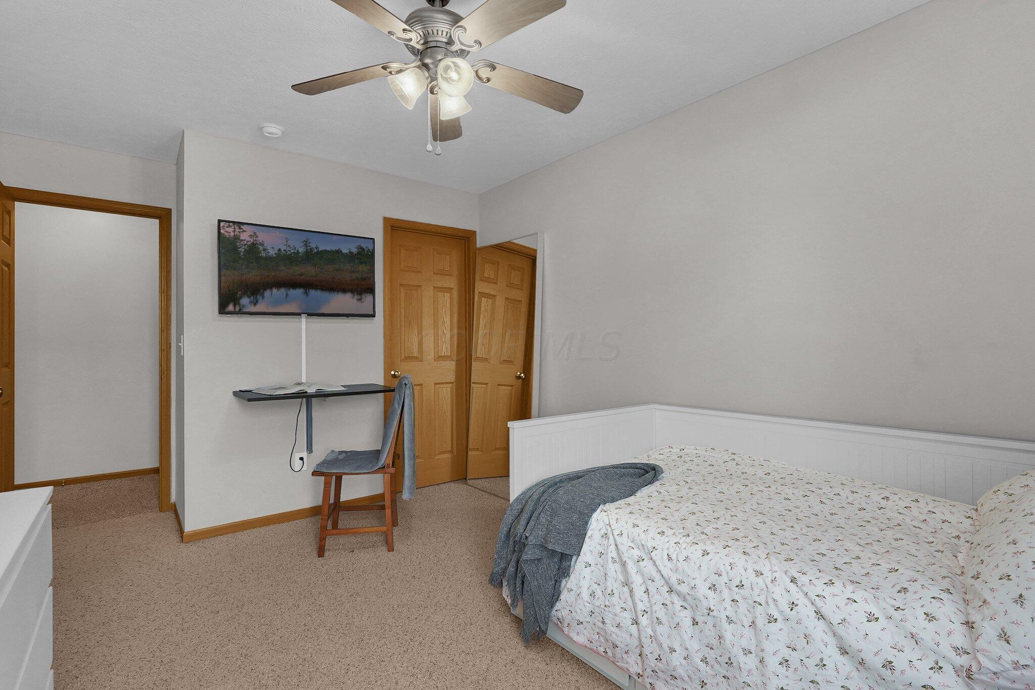 11801 Bridgewater Drive