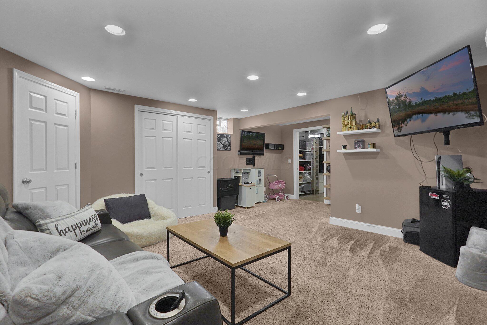 11801 Bridgewater Drive