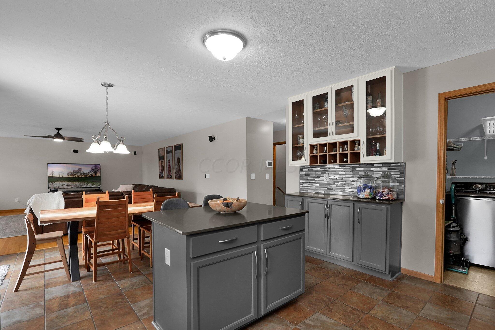 11801 Bridgewater Drive