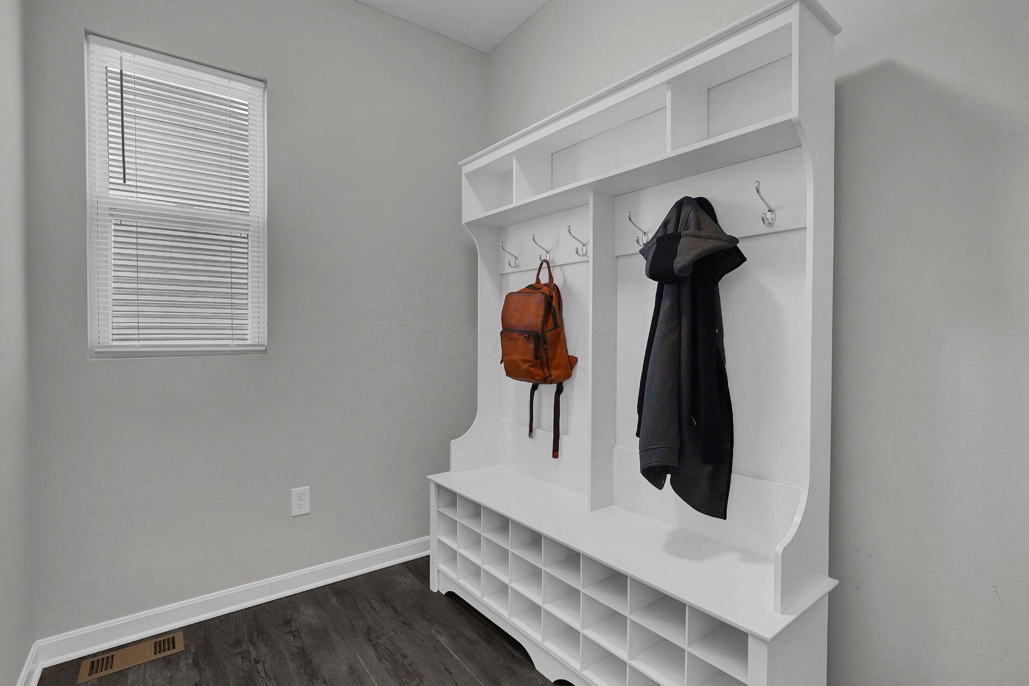 6855 Valkenier Parkway