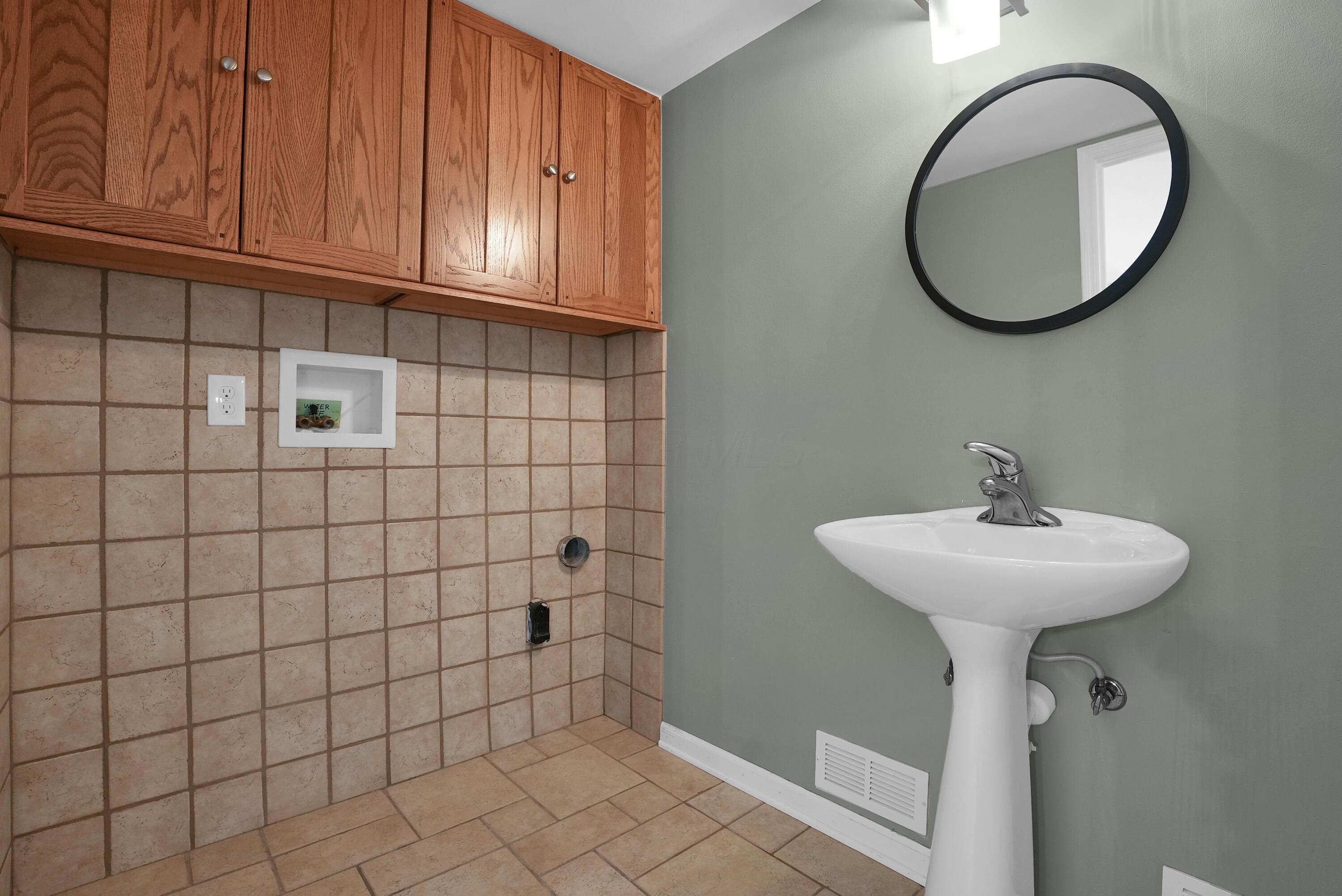 2799 Chateau Circle, 52