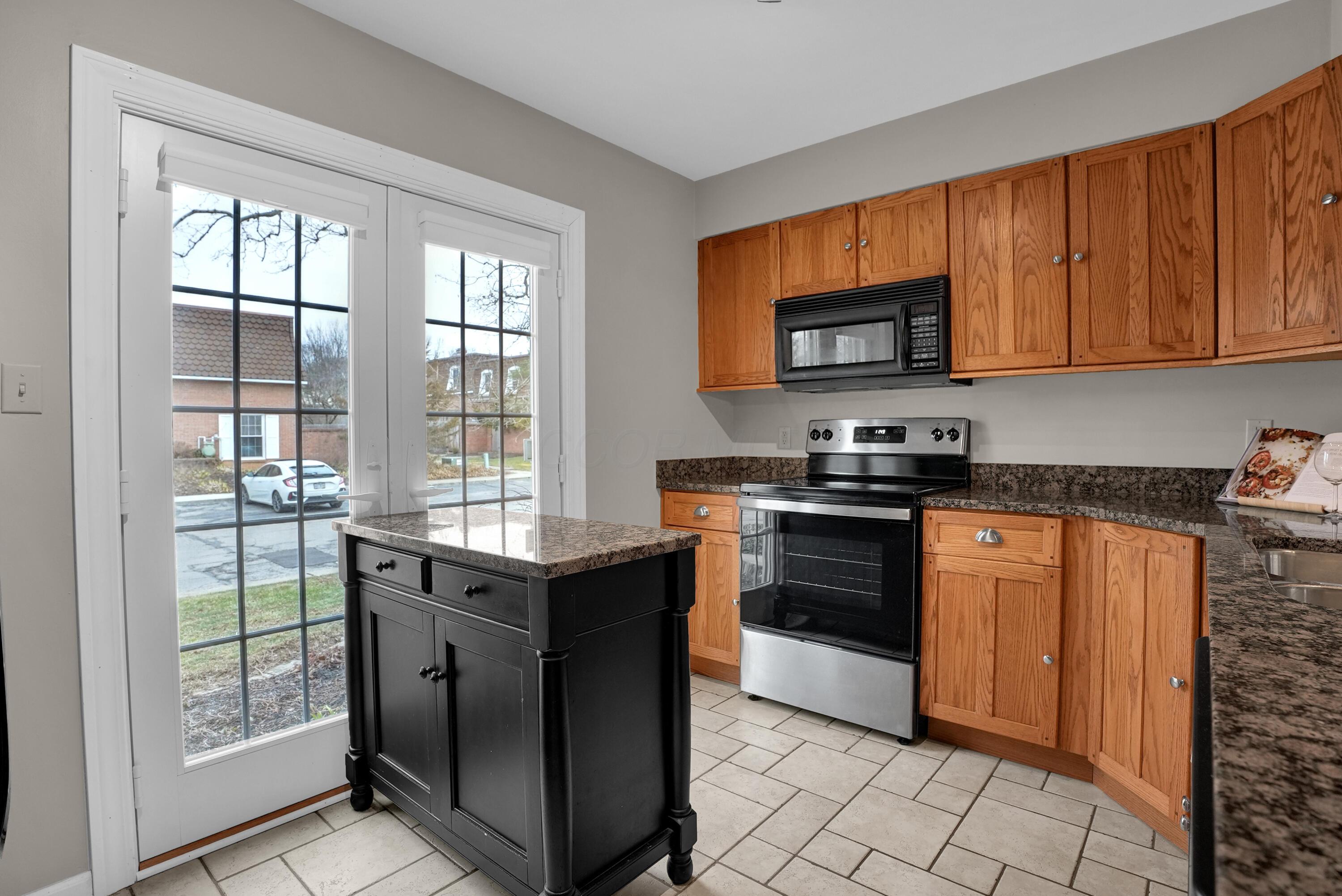 2799 Chateau Circle, 52