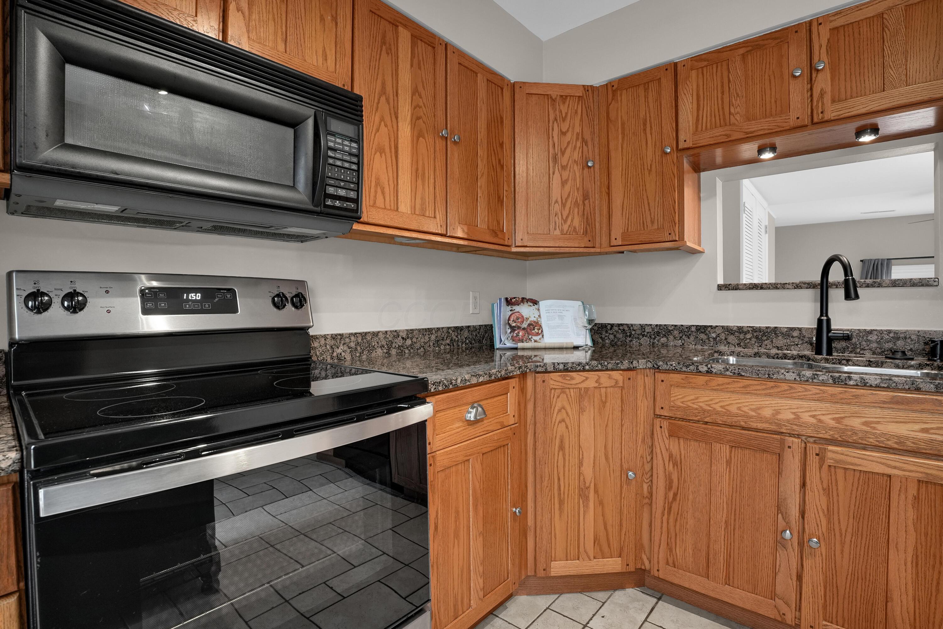 2799 Chateau Circle, 52