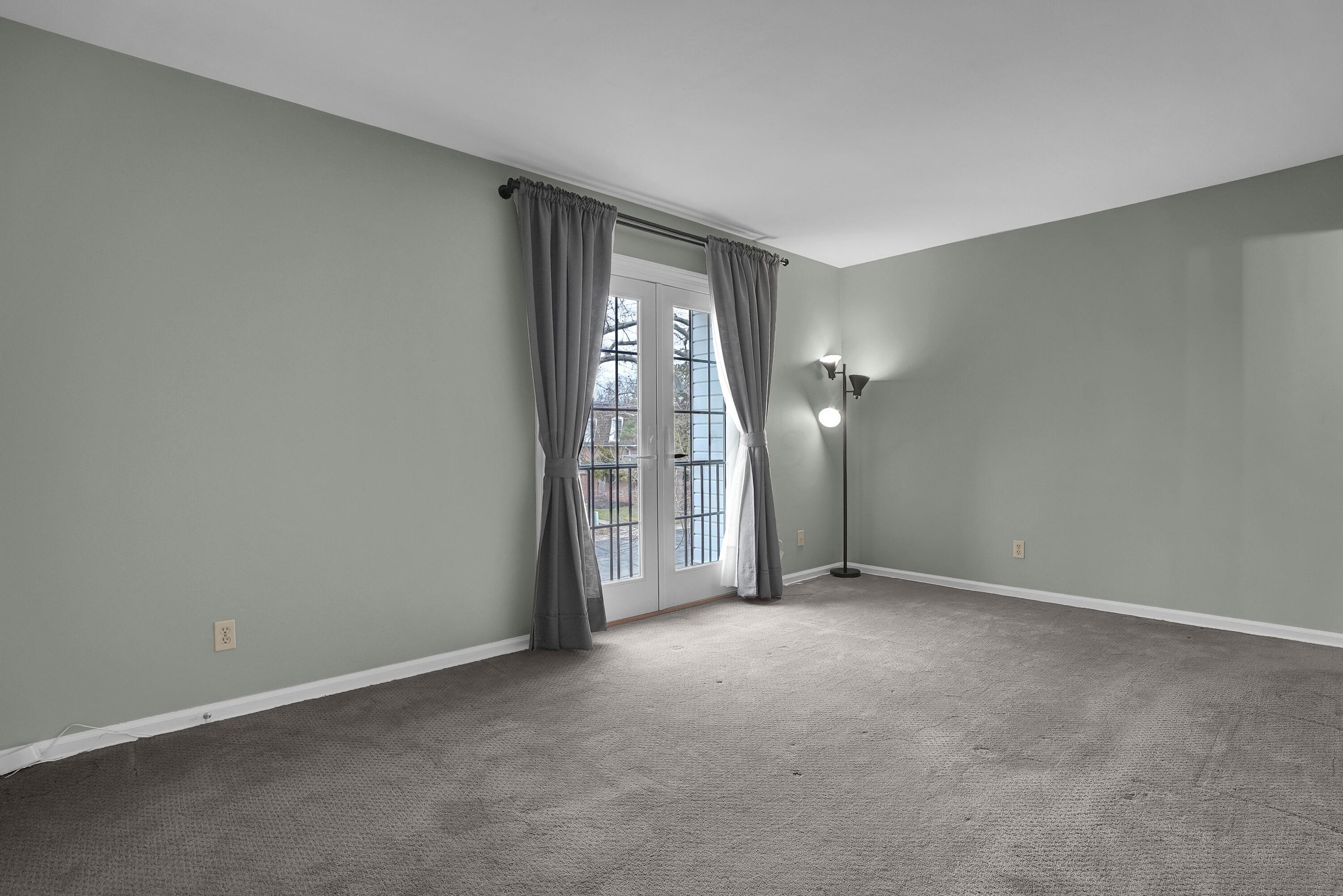 2799 Chateau Circle, 52