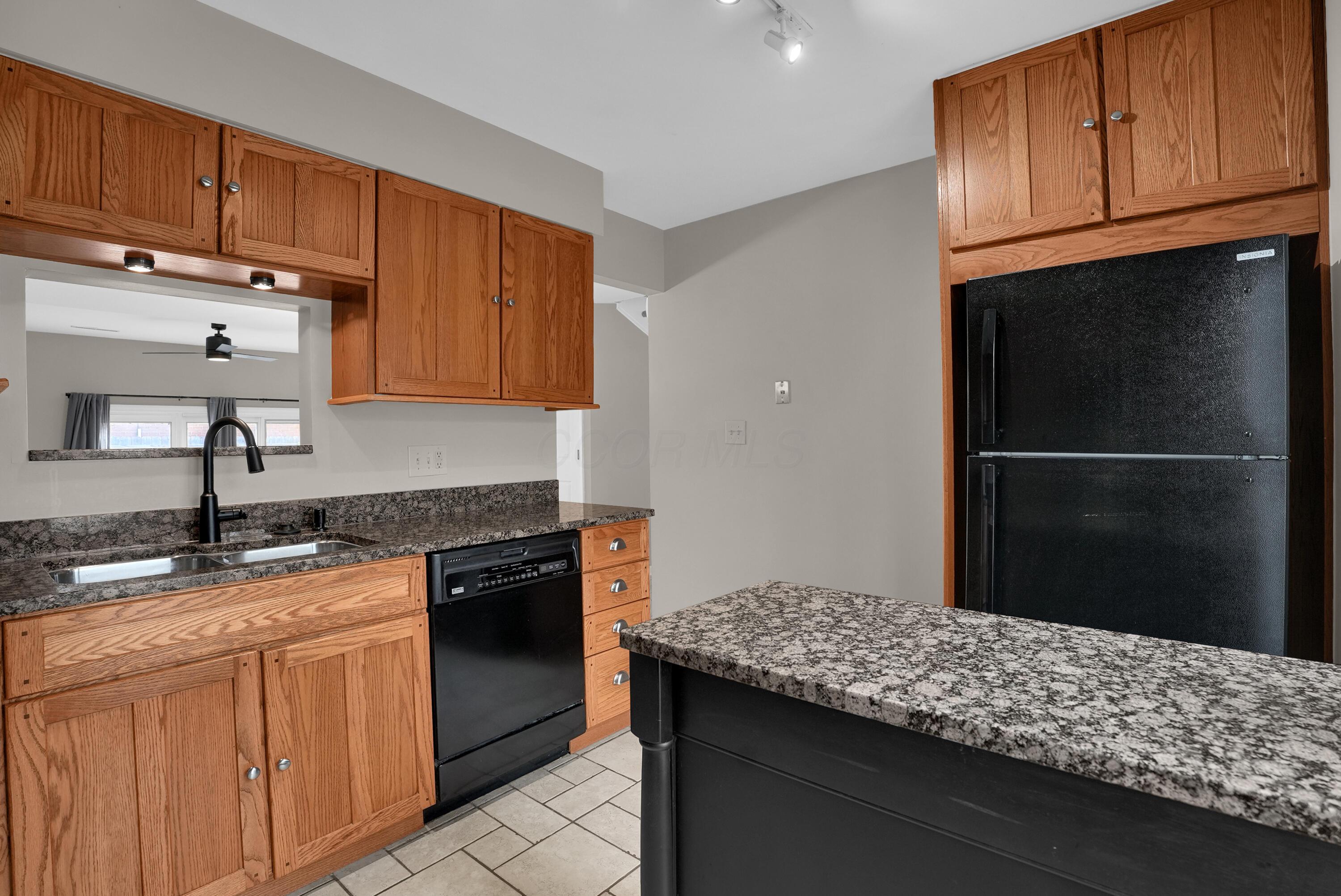 2799 Chateau Circle, 52