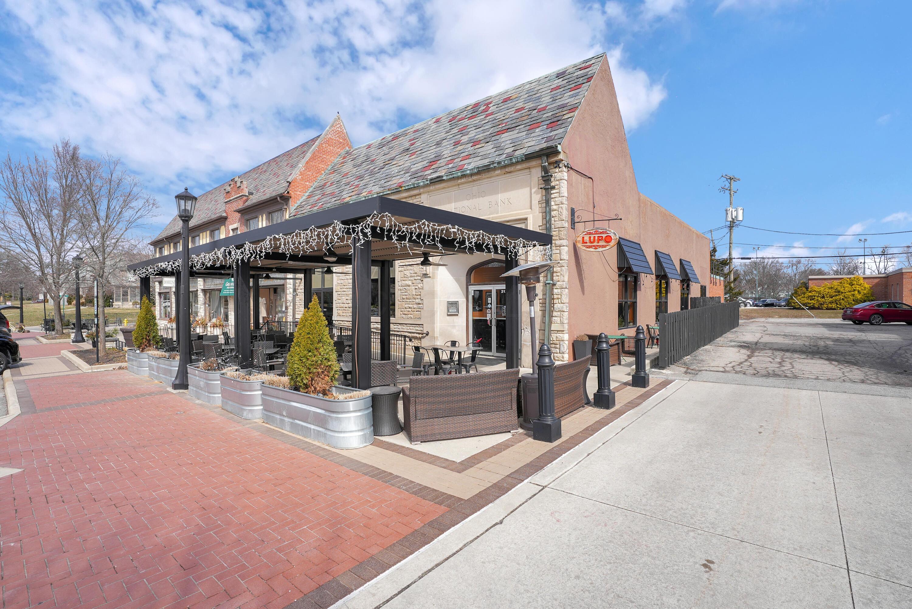 2799 Chateau Circle, 52