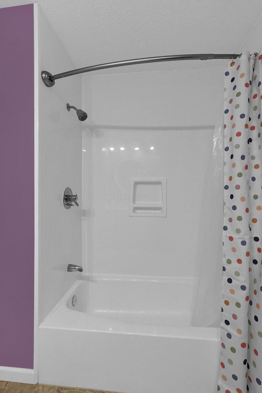 882 Helenhurst Court