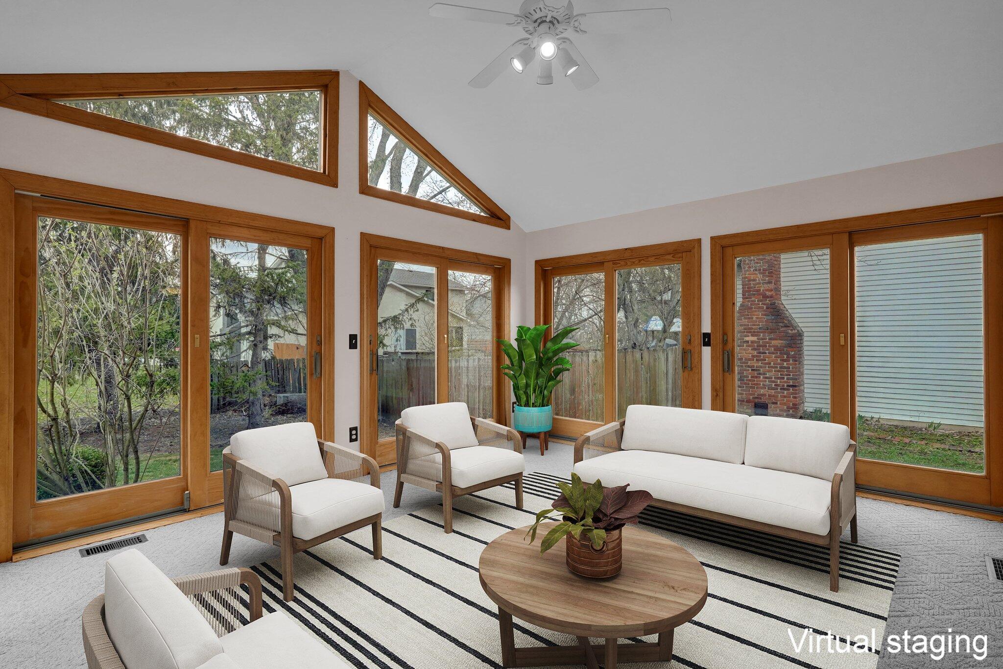 882 Helenhurst Court