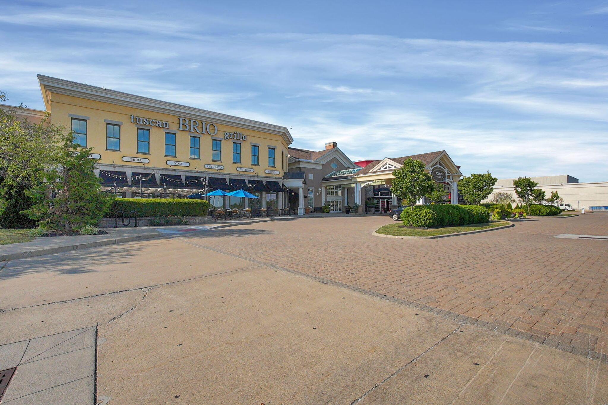 6428 Fox Hollow Drive