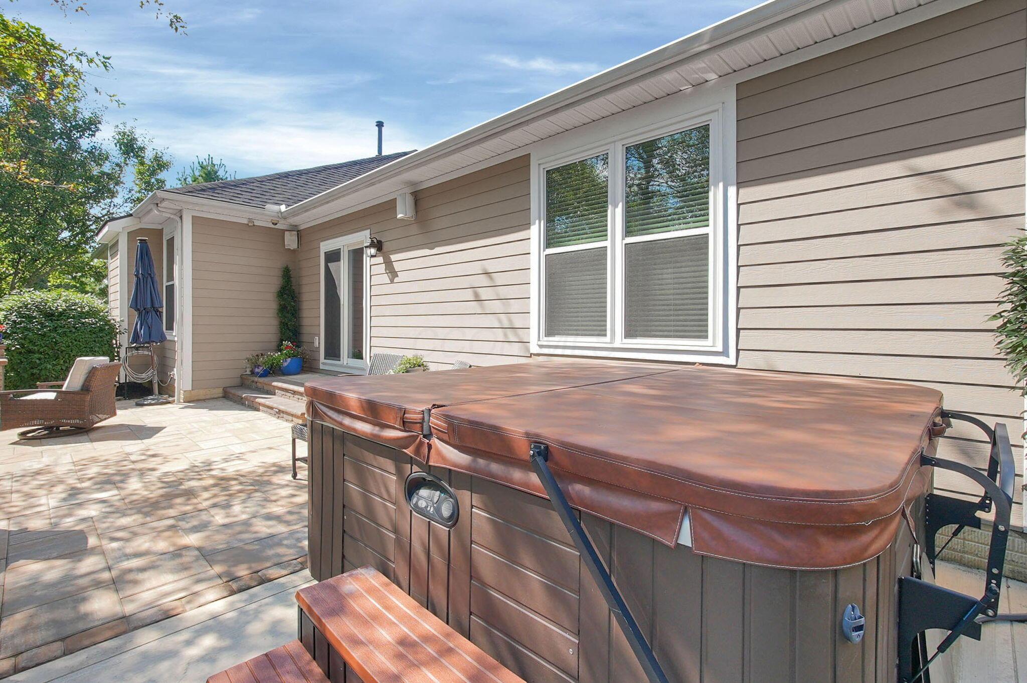 6428 Fox Hollow Drive