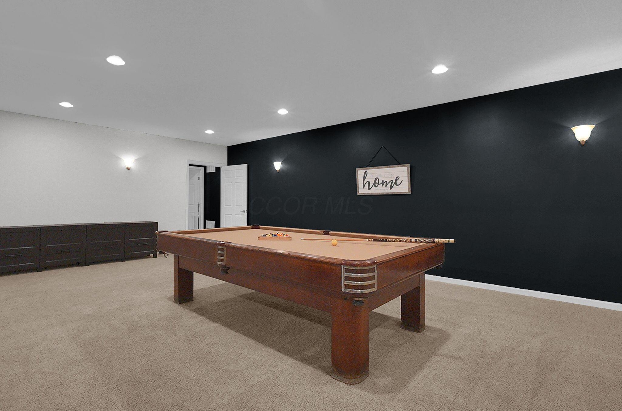 6428 Fox Hollow Drive