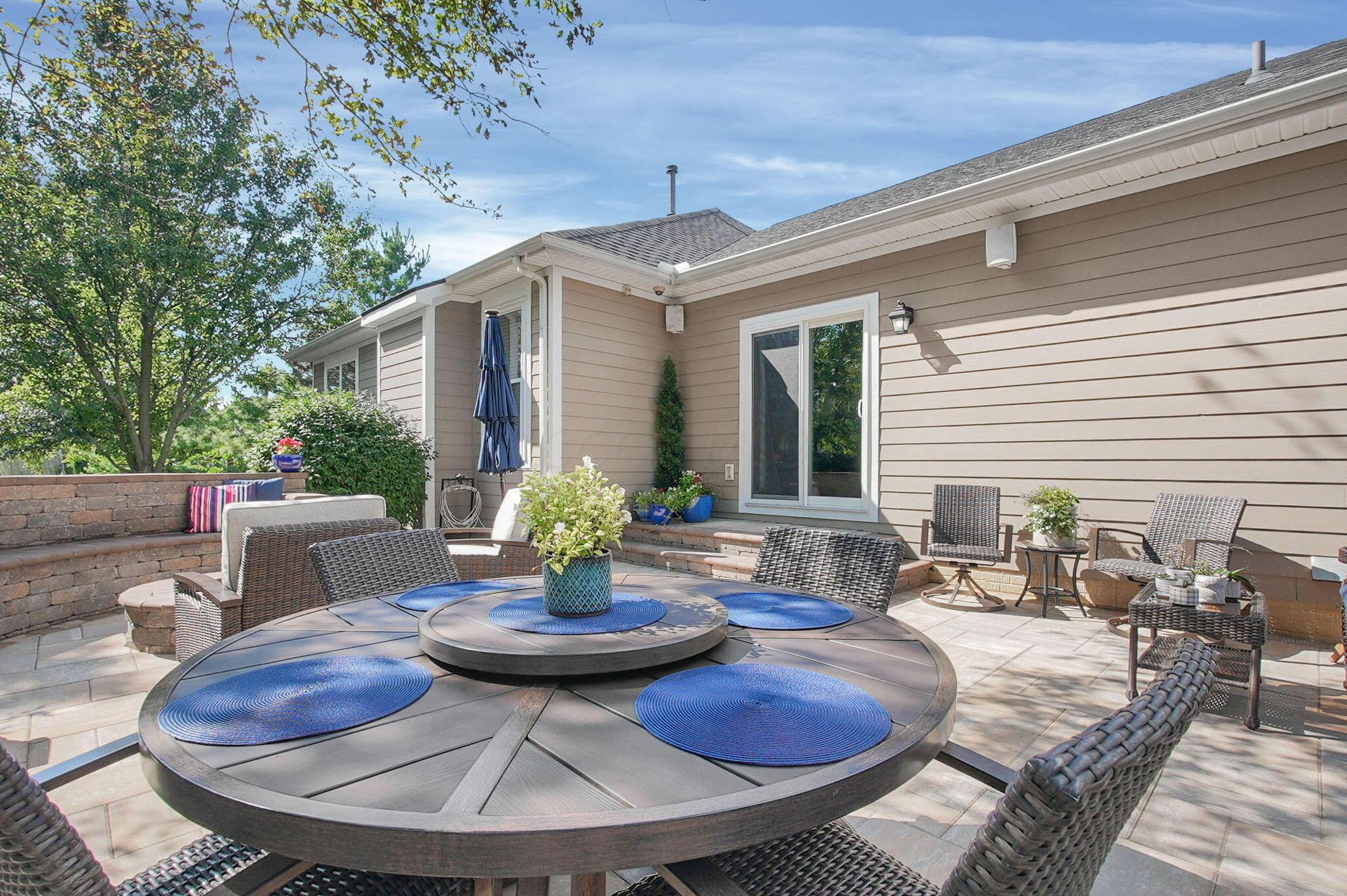 6428 Fox Hollow Drive