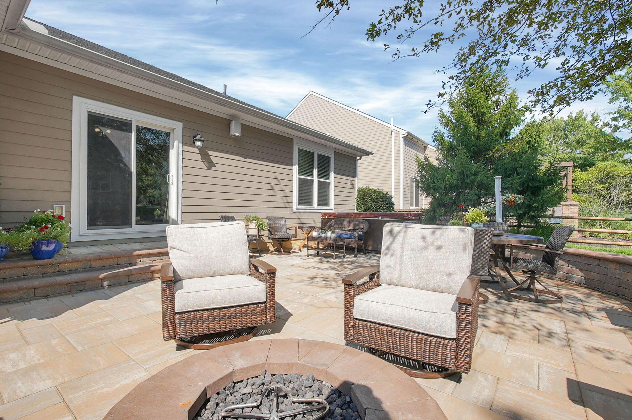 6428 Fox Hollow Drive