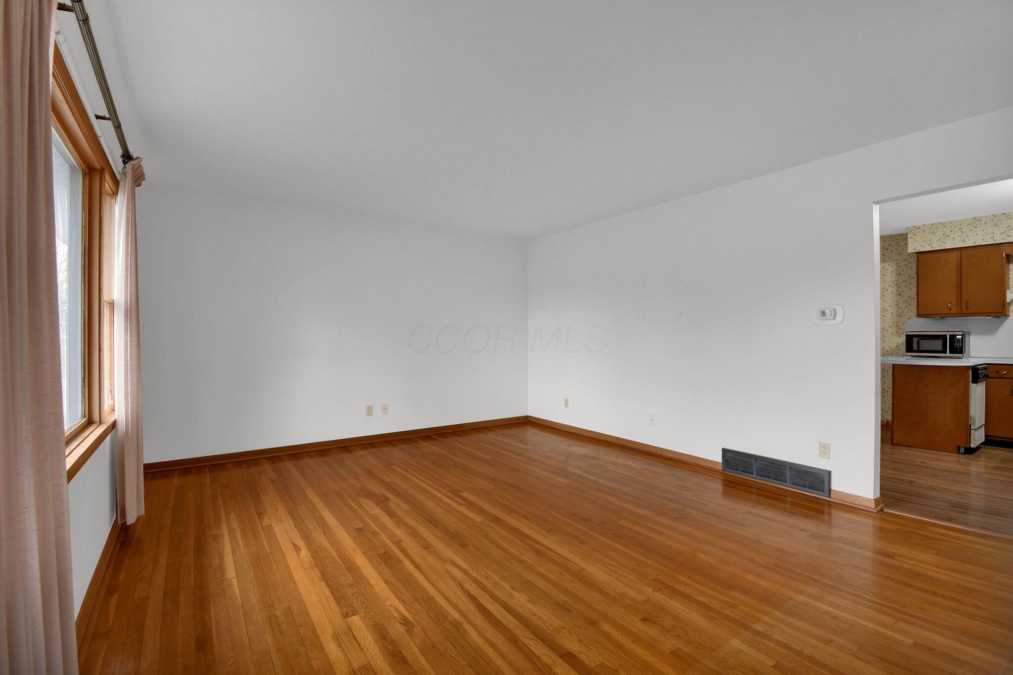 1382 Sherwood Downs E