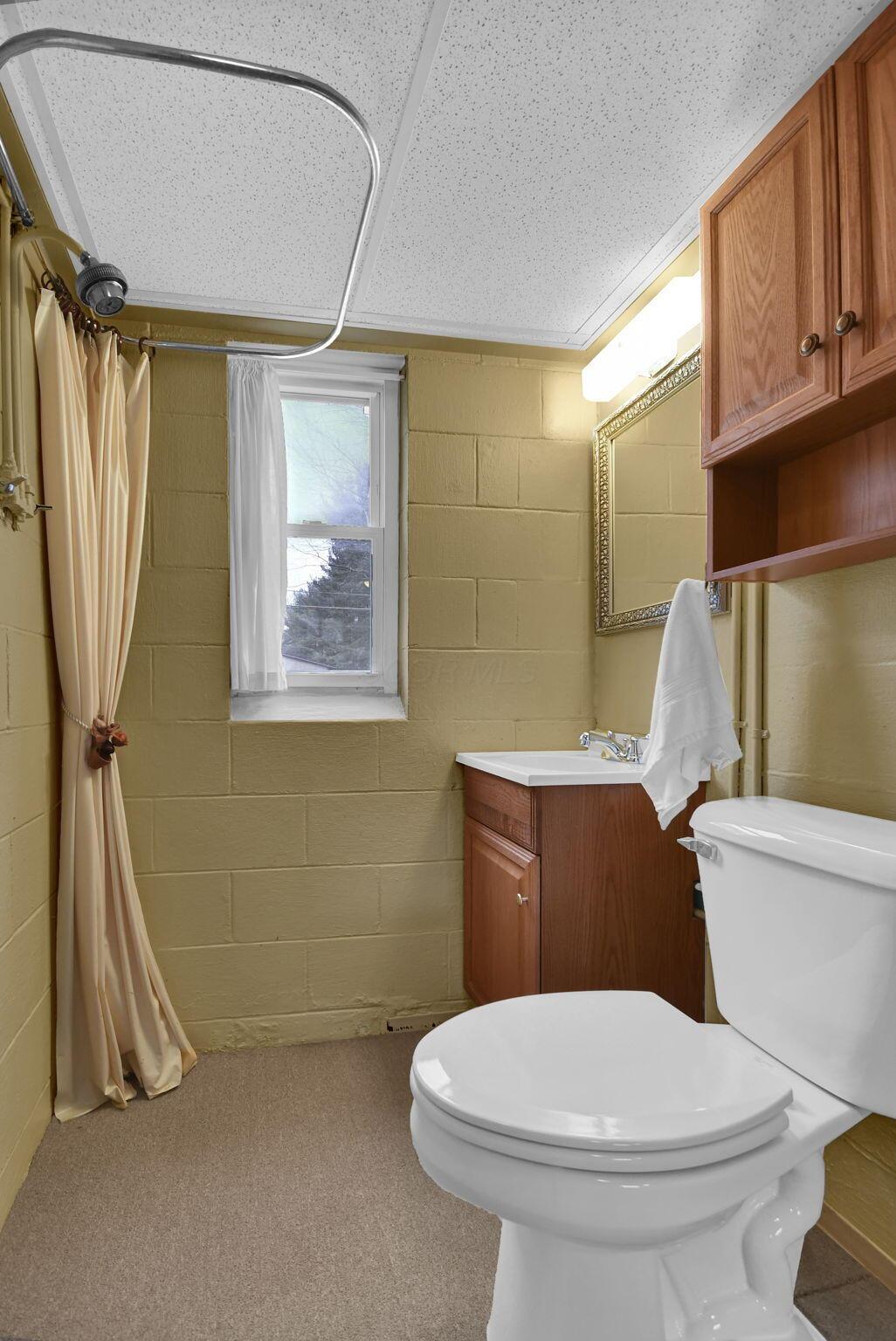 1382 Sherwood Downs E