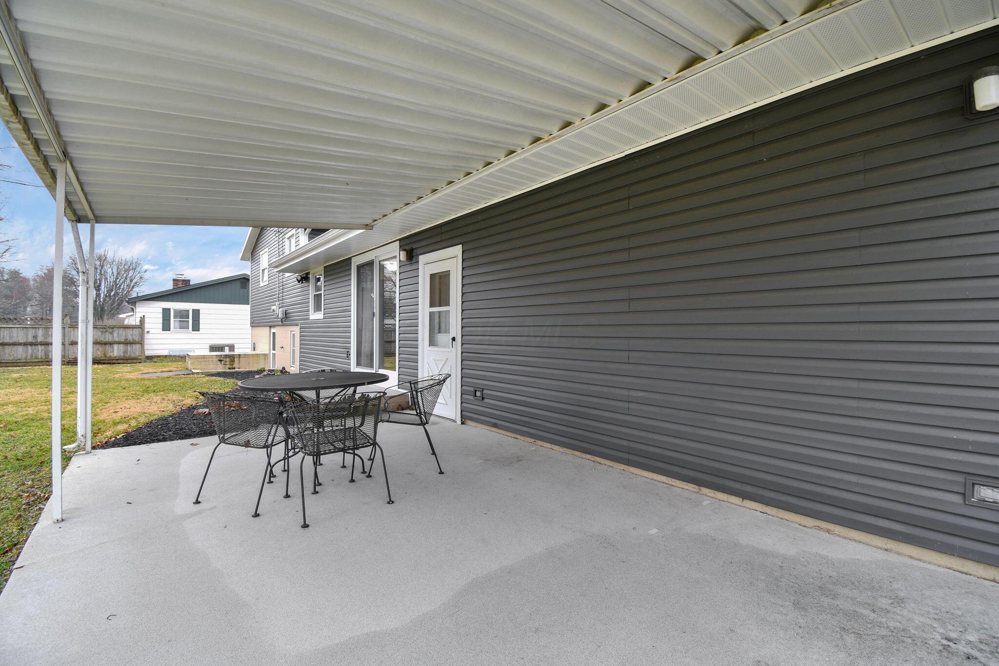 1382 Sherwood Downs E