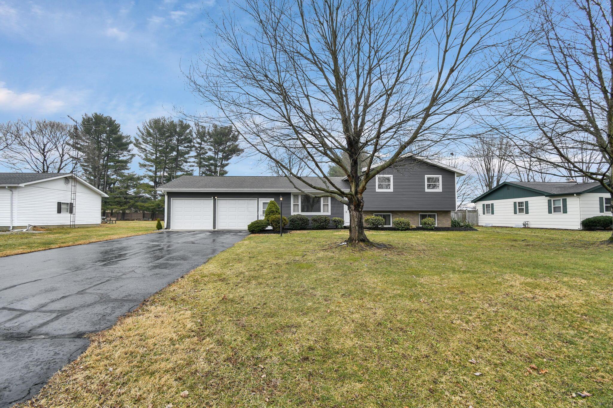 1382 Sherwood Downs E