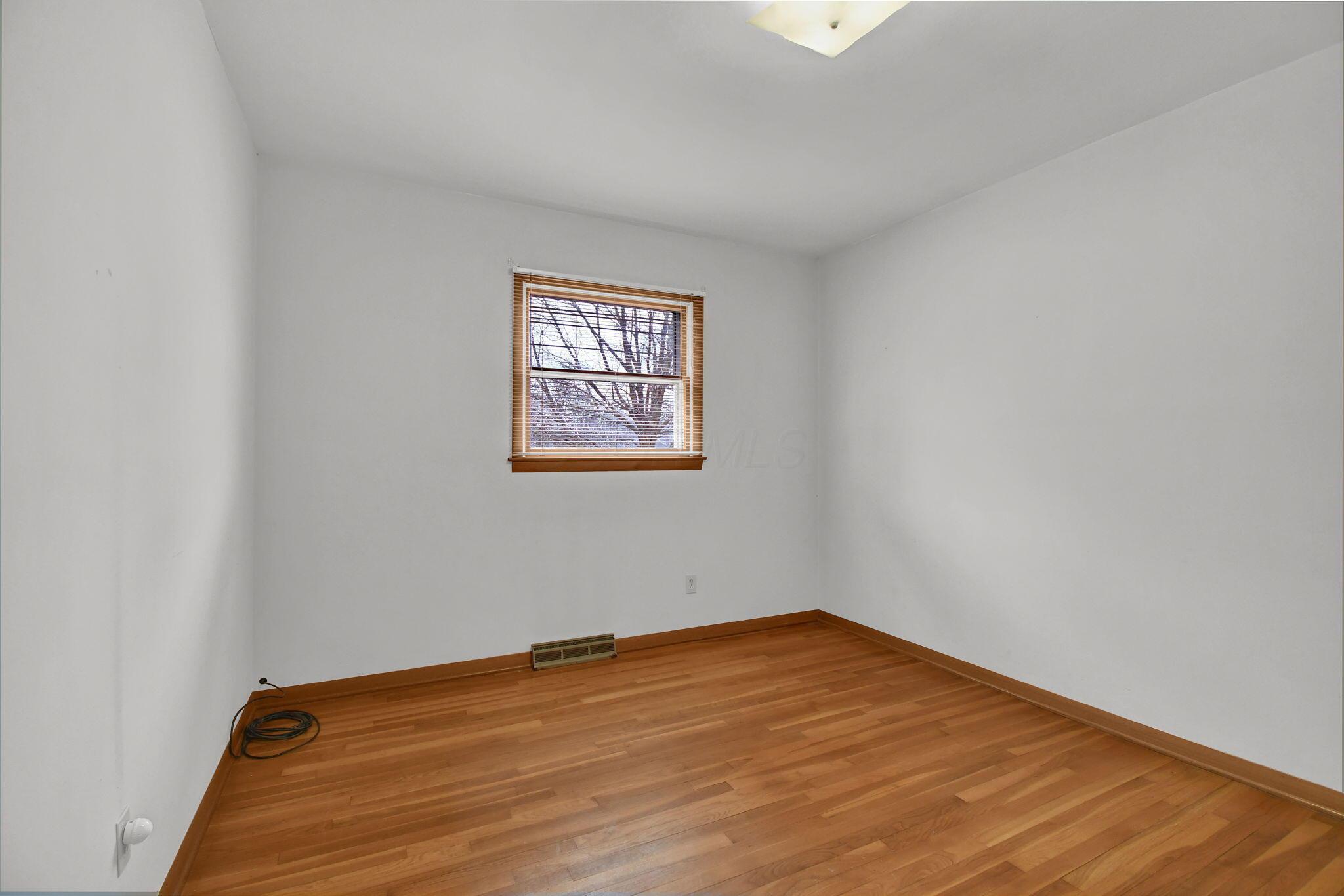 1382 Sherwood Downs E