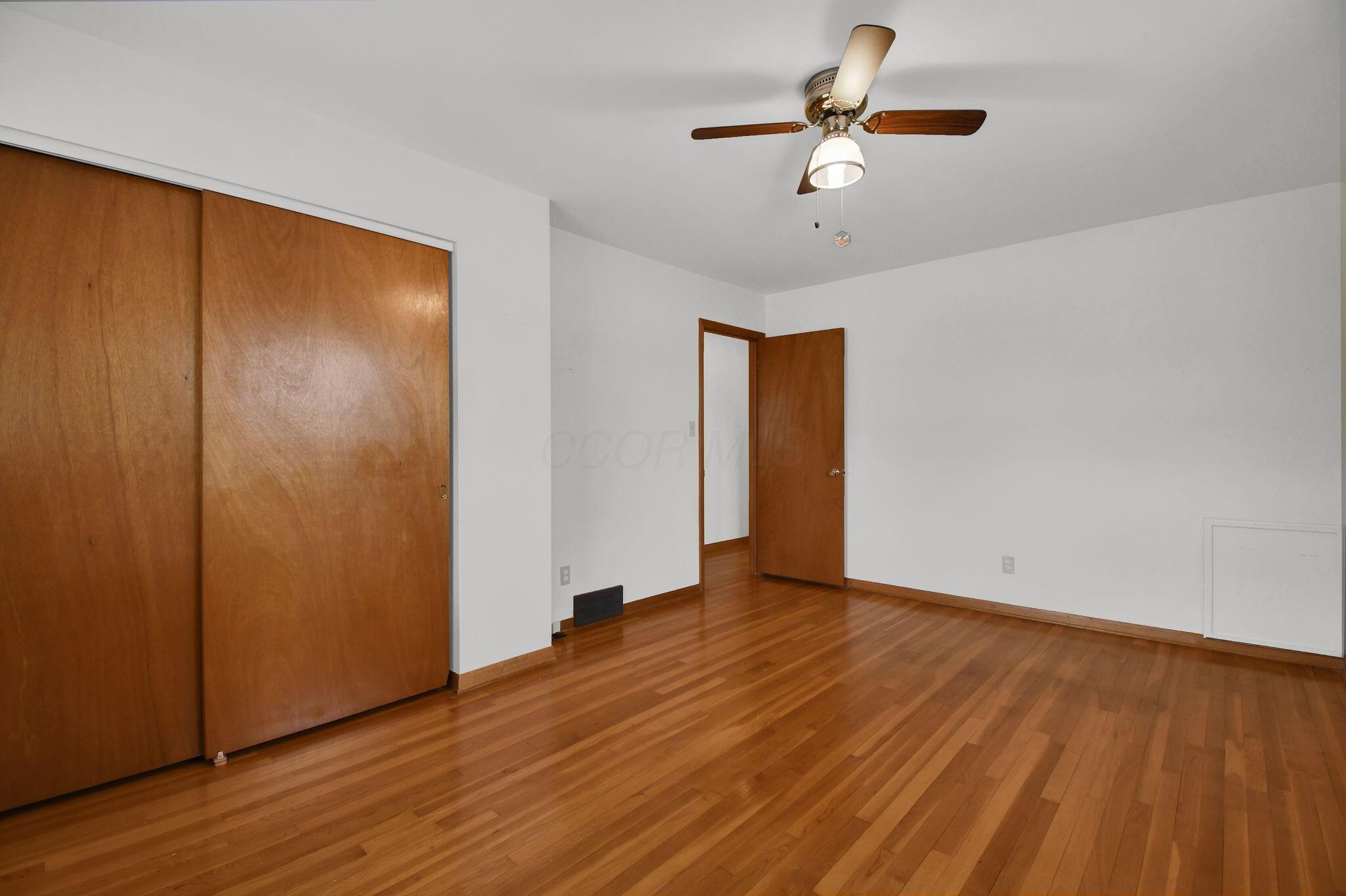 1382 Sherwood Downs E