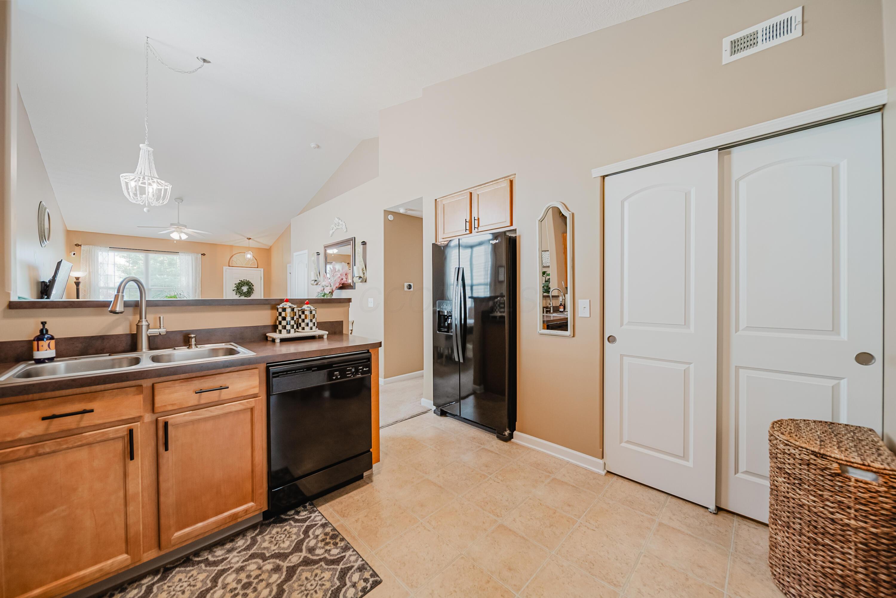 2489 Snowtip Lane