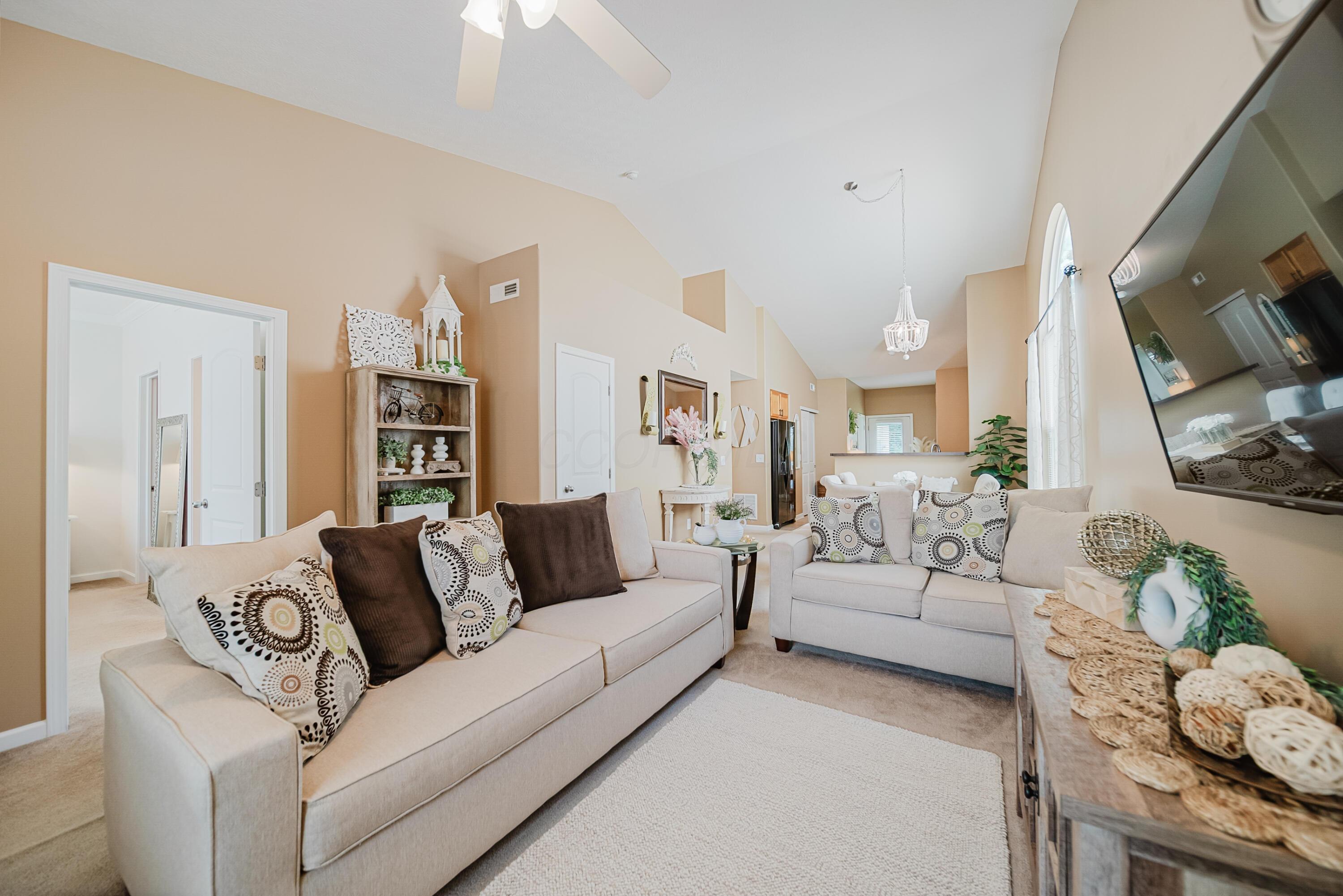 2489 Snowtip Lane