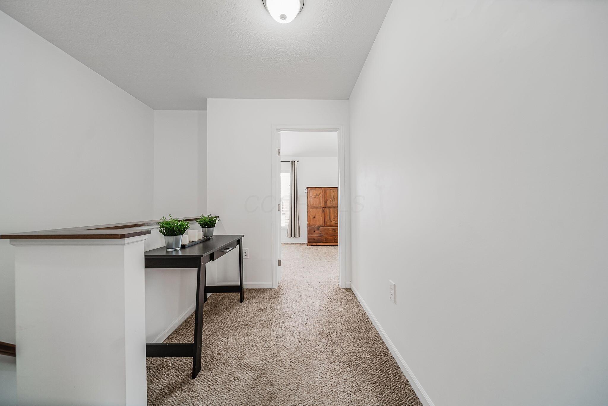 6186 Needletail Road, 66