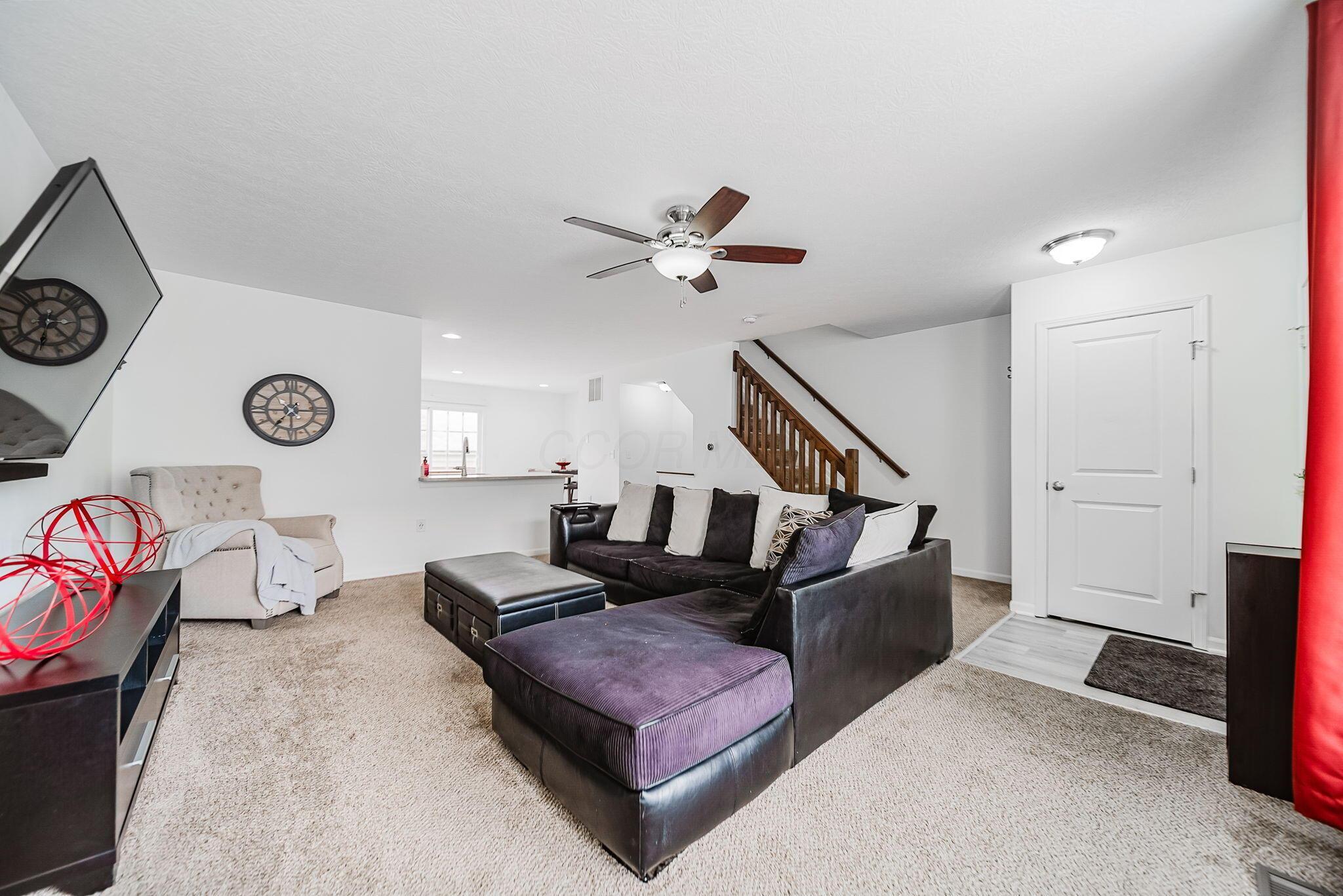 6186 Needletail Road, 66